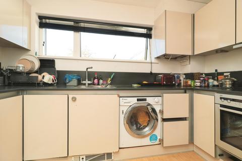 2 bedroom flat to rent, Queen Ediths Way, Cambridge, CB1