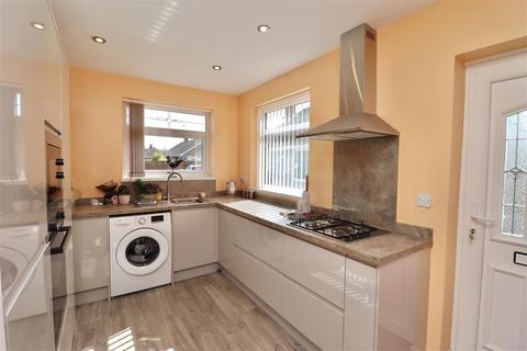 3 bedroom semi-detached house for sale, Lime Tree, Gilberdyke
