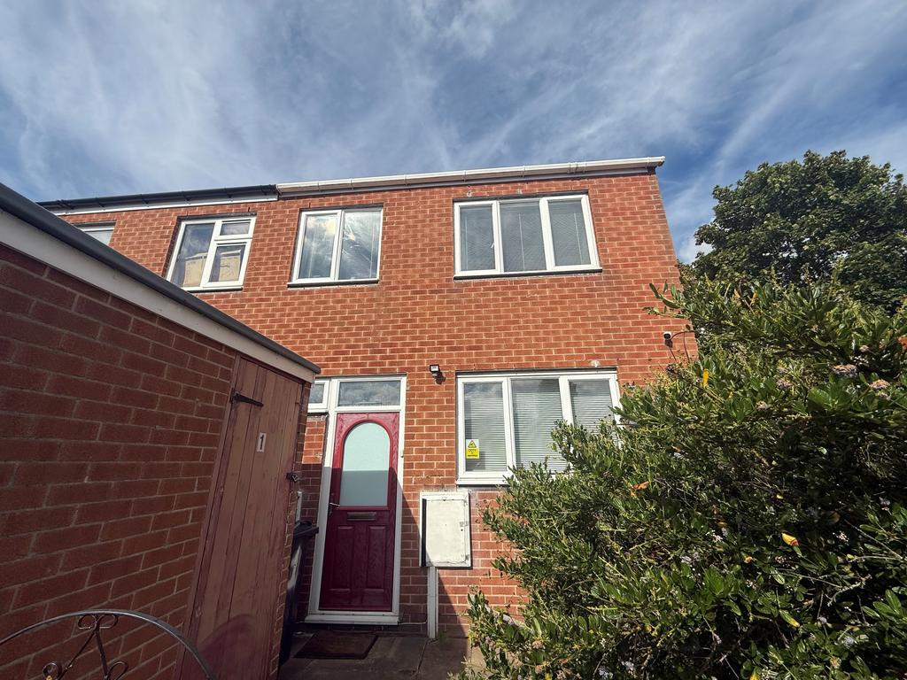 Lewis Road, LOUGHBOROUGH – pohled 2