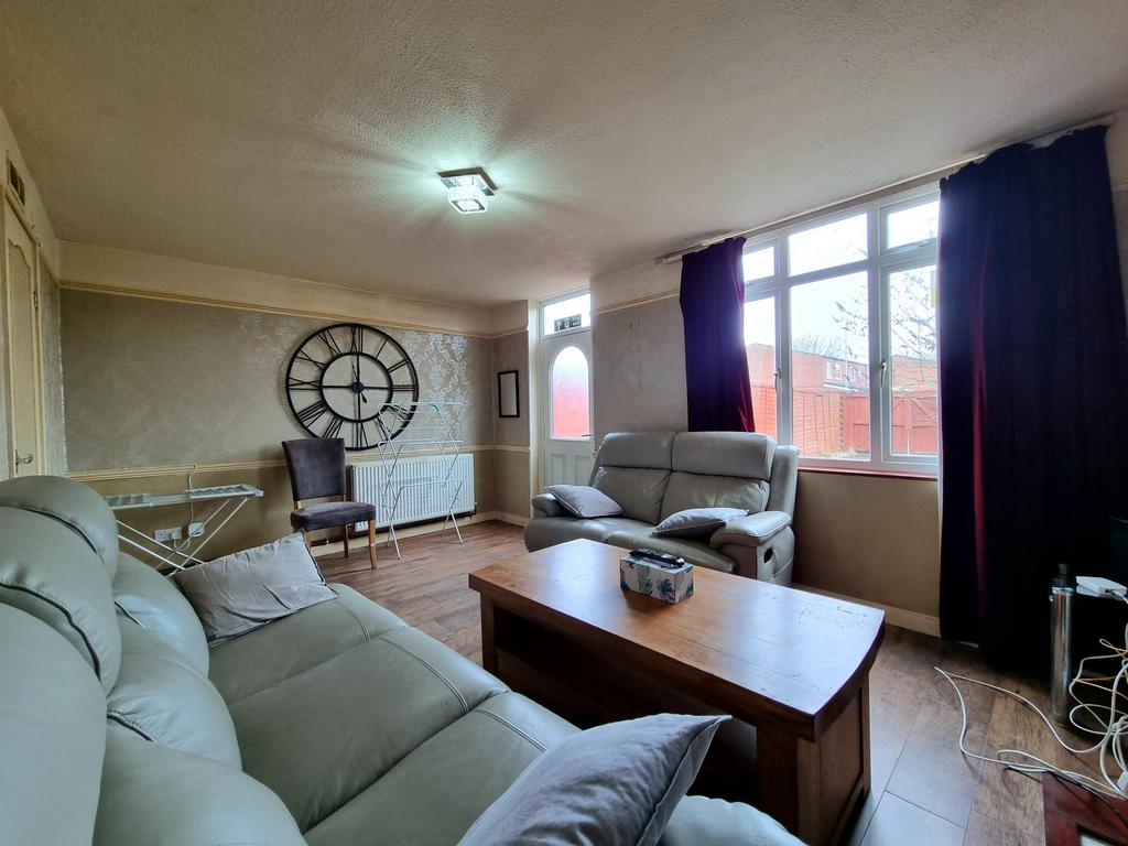 Lewis Road, LOUGHBOROUGH – pohled 5