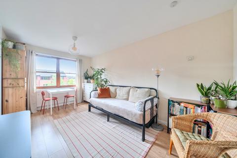 1 bedroom apartment for sale, Holley Road, London