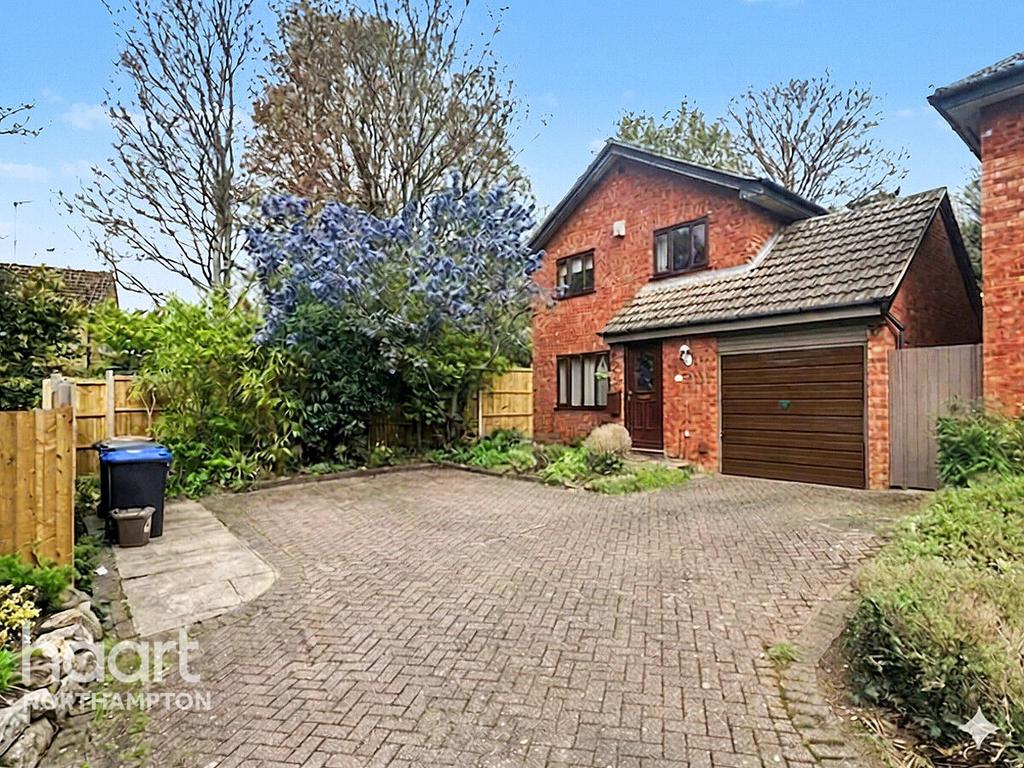 The Avenue, Northampton 4 bed detached house for sale - £375,000