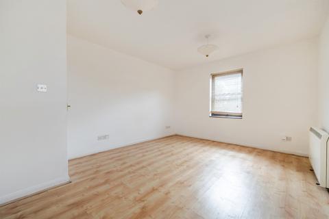 1 bedroom ground floor flat for sale, Norfolk Road, Maidenhead