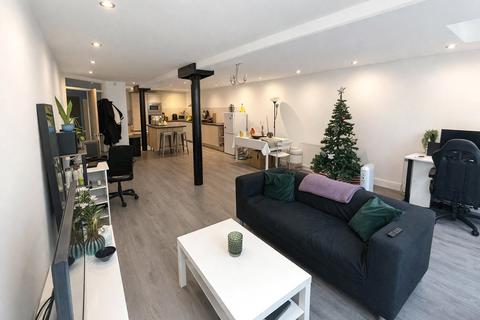 Flat - Cornhill, LIVERPOOL, Merseyside, L1