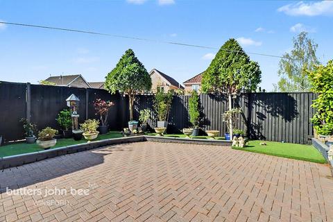 3 bedroom semi-detached house for sale, Rosewood Drive, Winsford