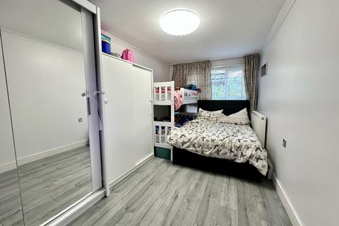 undefined, Hitchin Close, Harold Hill