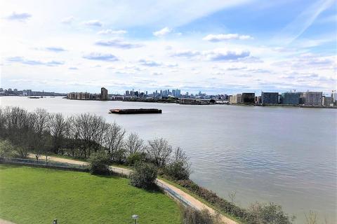 2 bedroom penthouse for sale, Defence Close, Thamesmead, London, SE28