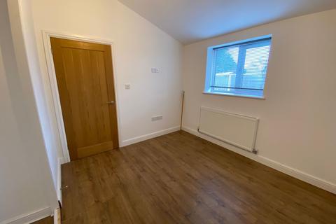 undefined, Meadow Road, Bromsgrove, B61