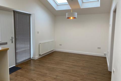 undefined, Meadow Road, Bromsgrove, B61