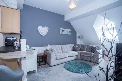 2 bedroom flat for sale, Woodford Street, Wigan WN5