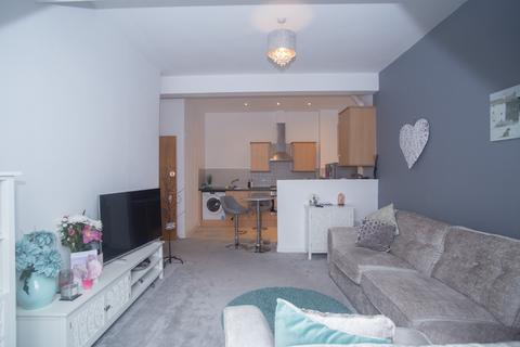2 bedroom flat for sale, Woodford Street, Wigan WN5