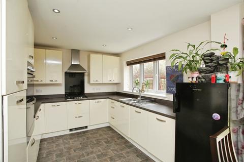 4 bedroom detached house for sale, Tene Close, Cawston, Rugby