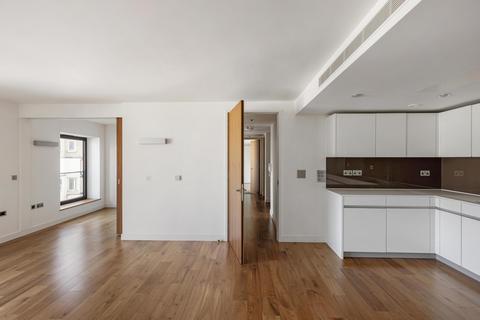3 bedroom flat for sale, Bolsover Street, London W1W