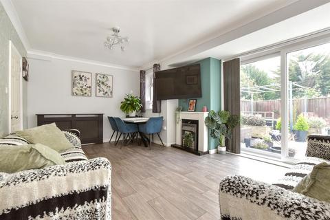 4 bedroom detached bungalow for sale, Martine Close, Freshwater, Isle of Wight
