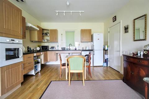 2 bedroom flat for sale, St. Michaels Avenue, Aylsham