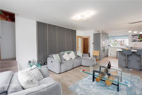 3 bedroom apartment for sale, Chew Valley Road, Greenfield, Saddleworth, OL3