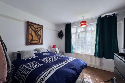 2 bedroom flat for sale, Hale Lane, Chasewood Court Hale Lane, NW7