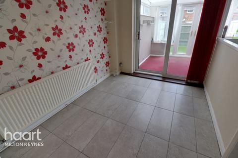 3 bedroom terraced house to rent, Tiffany Close, Bletchley