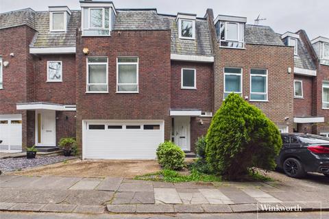 Westchester Drive, Hendon NW4