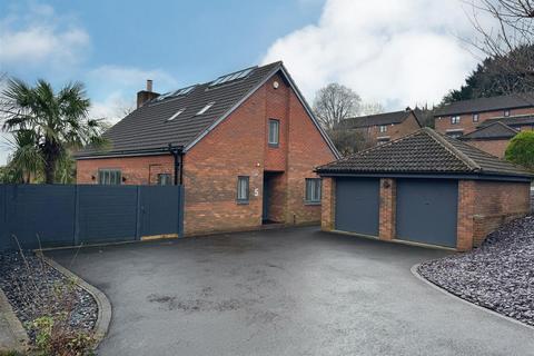 4 bedroom detached house to rent, Abbeyfields Close, Derby DE22