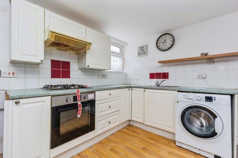 1 bedroom flat for sale, Queens Road, Sale, Greater Manchester, M33