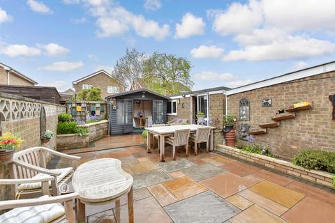 3 bedroom semi-detached house for sale, Matthews Close, Deal, Kent