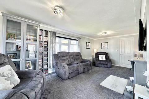 undefined, Willow Park,  Lochlibo Road, Burnhouse, Beith