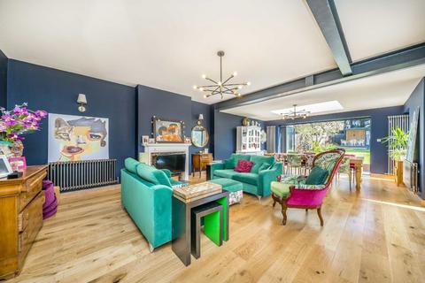 5 bedroom semi-detached house for sale, Abbotswood Road, London SW16