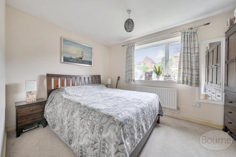 2 bedroom terraced house for sale, Turner Close, Guildford, Surrey, GU4