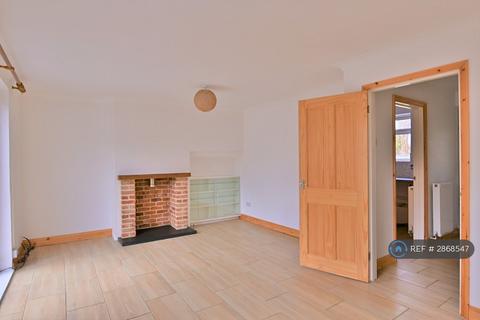 3 bedroom semi-detached house to rent, Greywell Avenue, Southampton, SO16