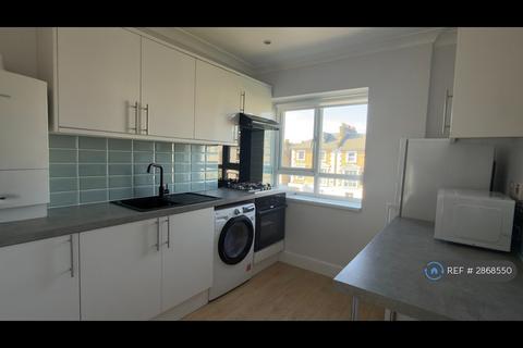 1 bedroom flat to rent, Camden Road, London, NW1