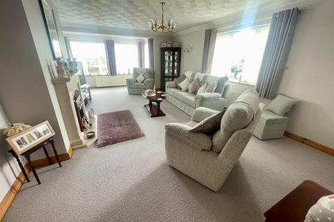 3 bedroom house for sale, Brynteg