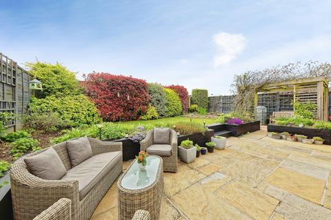3 bedroom detached house for sale, Meadow View Road, Shepherdswell, Dover, Kent, CT15