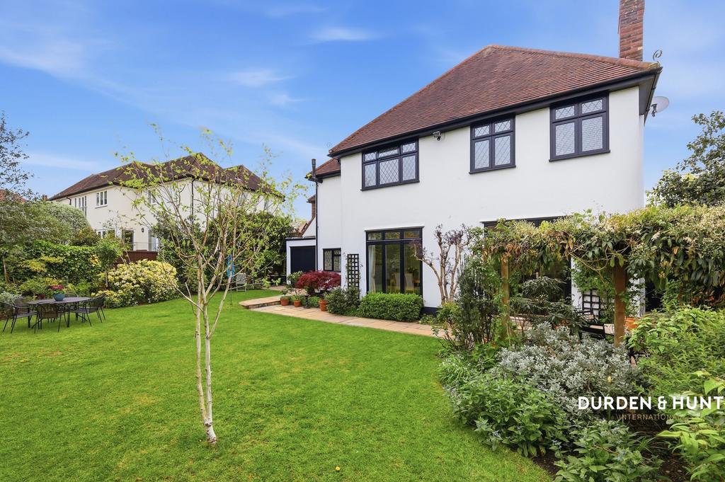 House exterior, garden