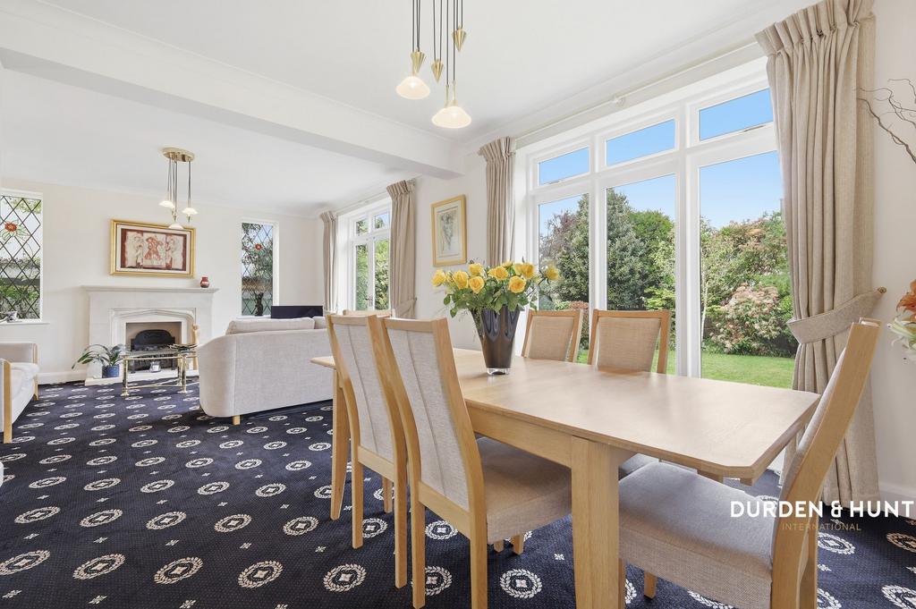 Dining room, fireplace