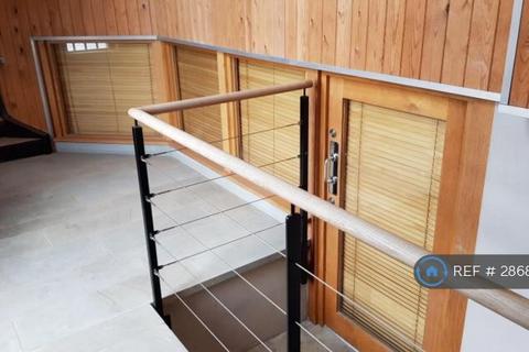 Studio to rent, Gloucester, Gloucester, GL1