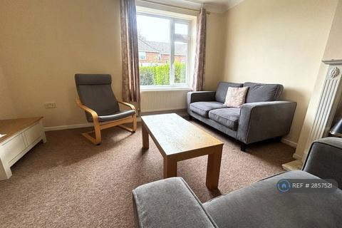 4 bedroom semi-detached house to rent, Wycliffe Road, Norwich, NR4