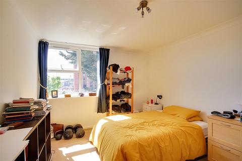 1 bedroom apartment for sale, Bridge Road, Worthing