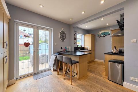 5 bedroom detached house for sale, Albany Crescent, Edgware, HA8