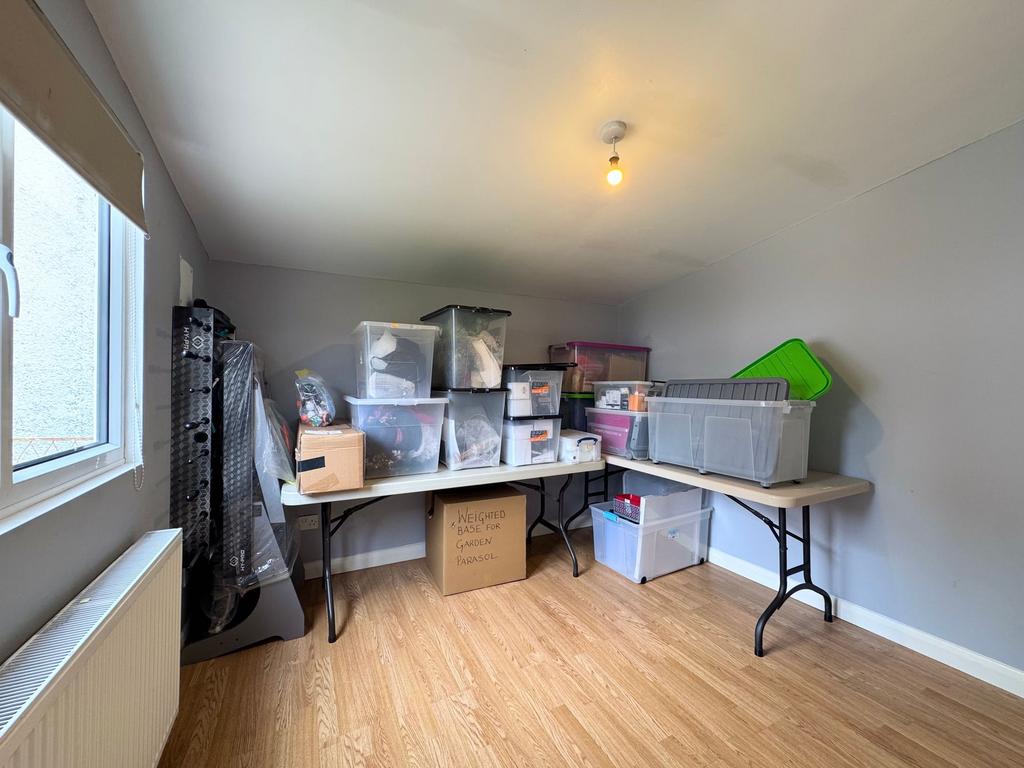 Bedroom Outbuilding