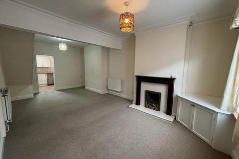 2 bedroom terraced house to rent, Rosslyn Street, York