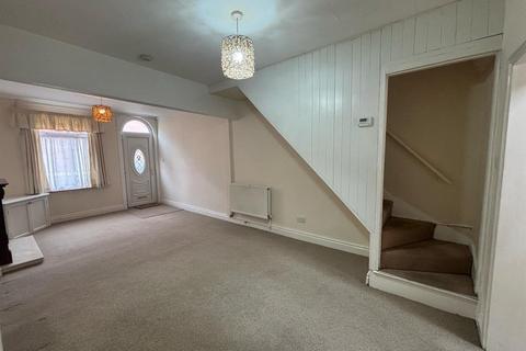 2 bedroom terraced house to rent, Rosslyn Street, York
