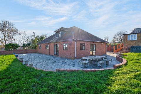 undefined, The Bungalow Hadzor Droitwich, Worcestershire, WR9 7DS