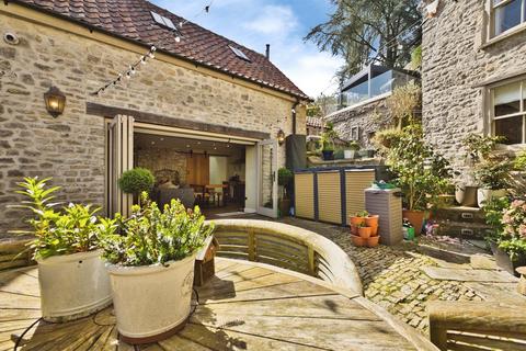 5 bedroom detached house for sale, Leg Square, Shepton Mallet