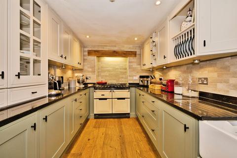 5 bedroom detached house for sale, Leg Square, Shepton Mallet