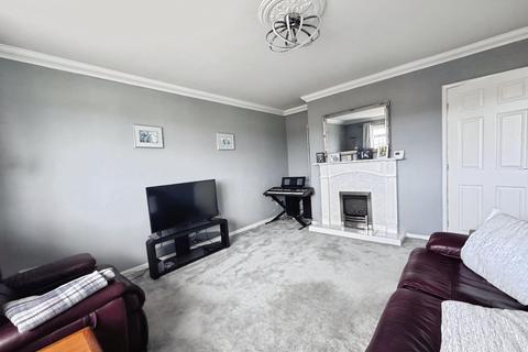 3 bedroom semi-detached house for sale, Pyenot Gardens, Cleckheaton, BD19
