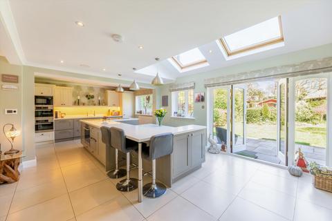 5 bedroom detached house for sale, The Rise, Sevenoaks, Kent TN13