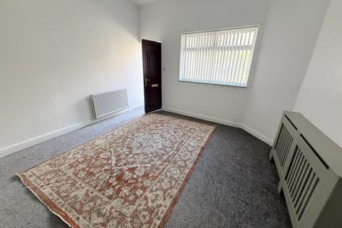 2 bedroom end of terrace house for sale, Newchurch Road,  Bacup, OL13
