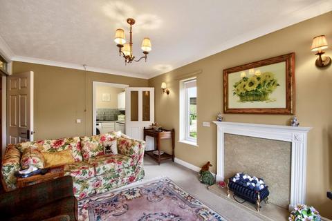 1 bedroom flat for sale, Oak Tree Lodge, Harlow Manor Park