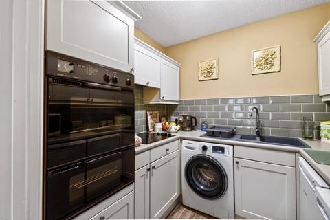 1 bedroom flat for sale, Oak Tree Lodge, Harlow Manor Park